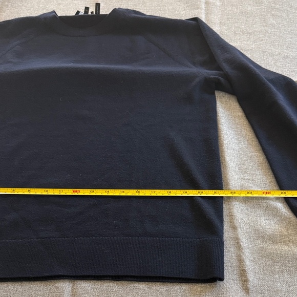 Theory Men's Dark Navy Crewneck Sweater - Picture 8 of 13